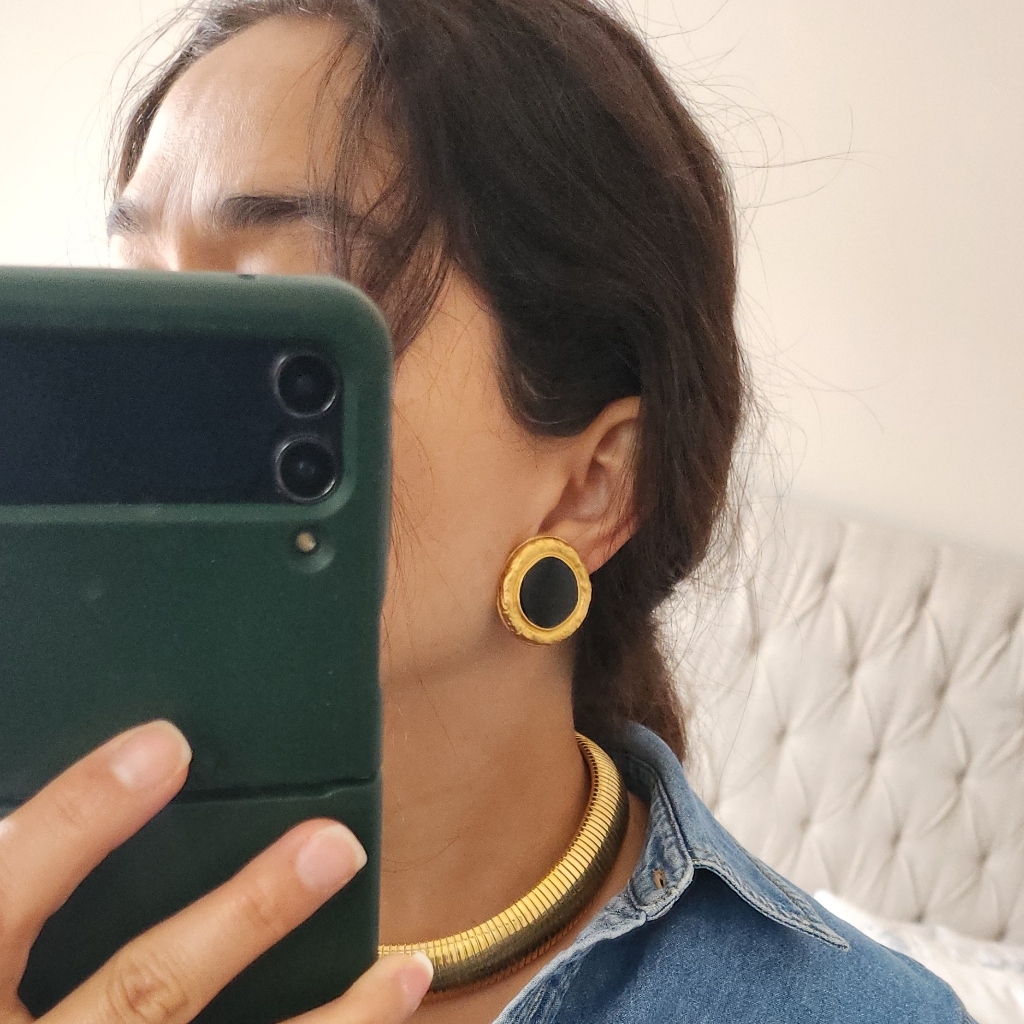 Gold Plated And Black Vintage Earrings 28$